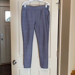Michael Kohl’s gingham leggings